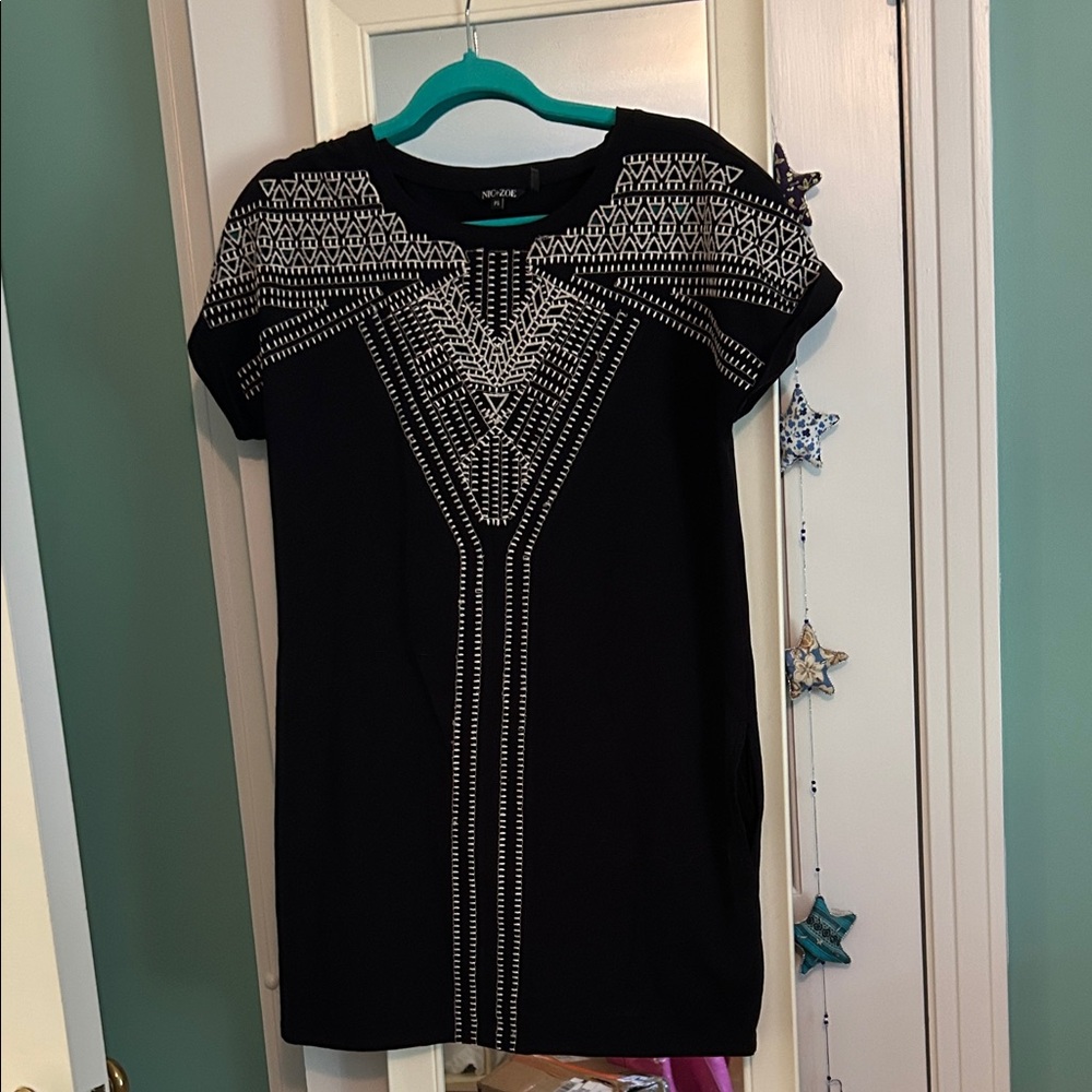 Nic & Zoe Black dress with White embroidered Geometric Design PS